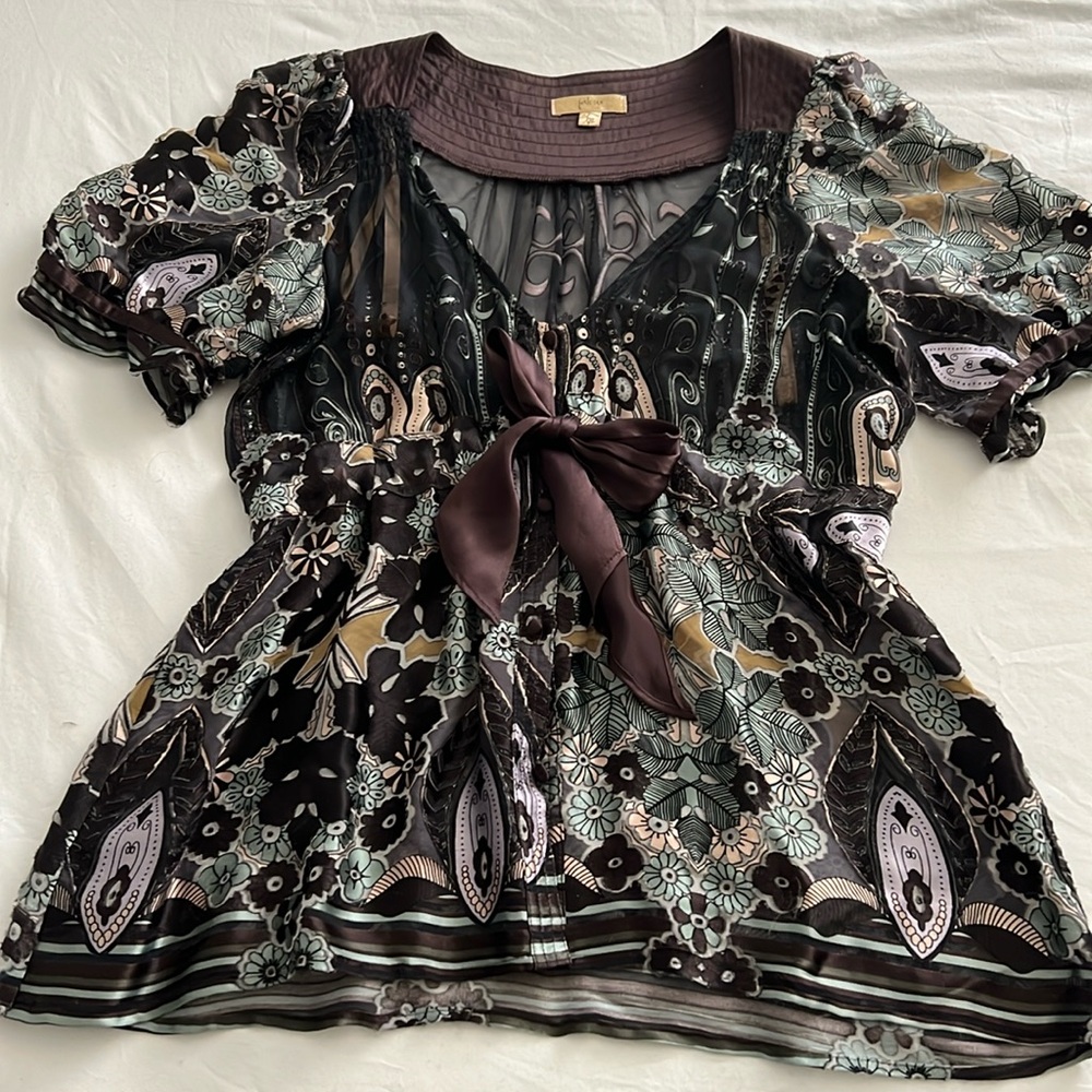 Gorgeous Silk blend babydoll style top - dark browns, sage green and gold